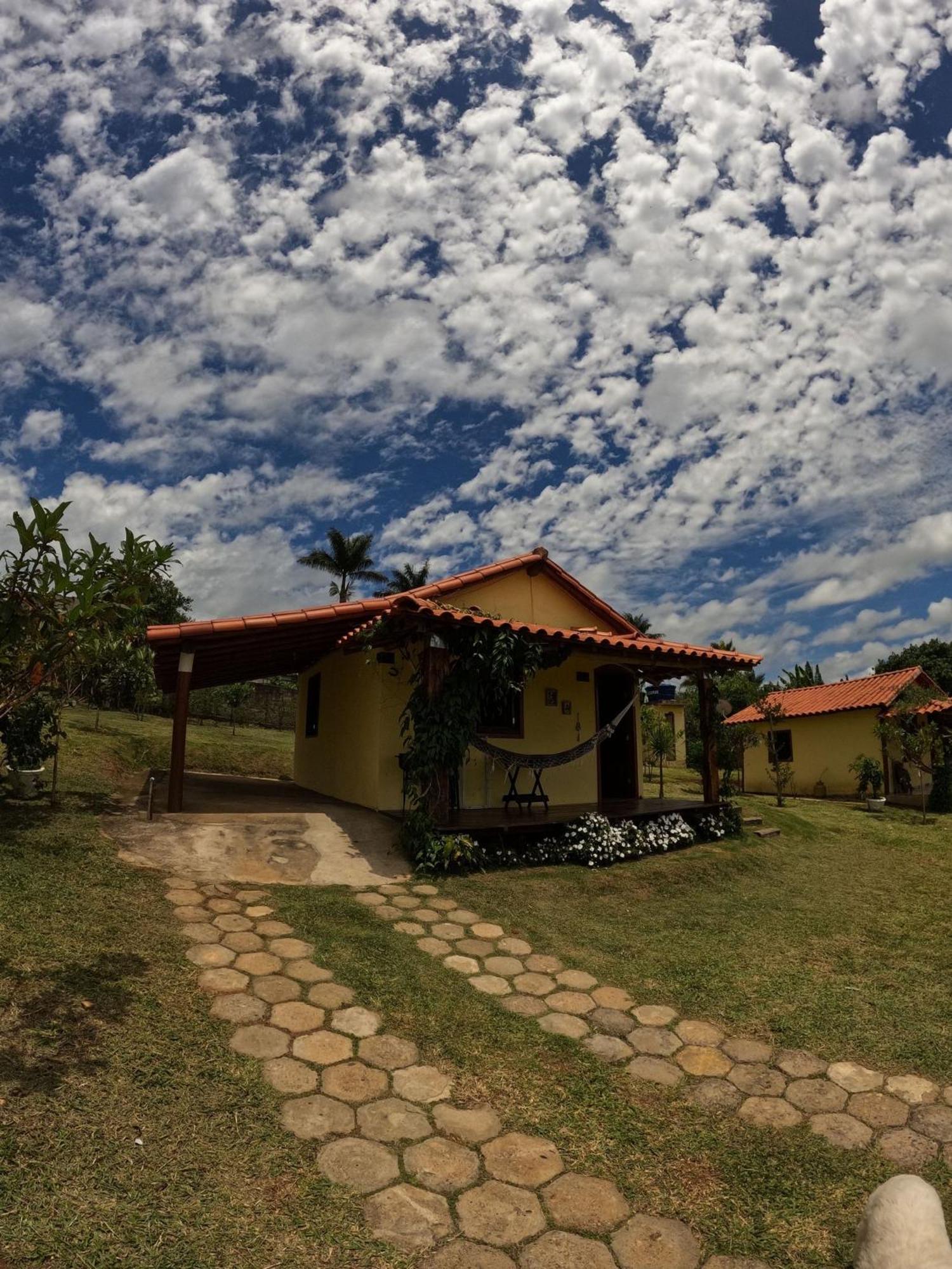 Chalés Vila Carrancas Extérieur photo